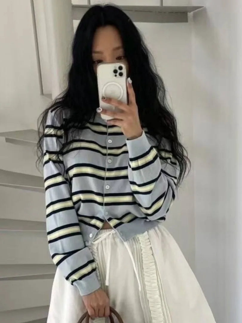 Spring New Classic Striped round Neck Button up Soft Knitted Open Cardigan Fashionable Design Sensation Women's Sweater