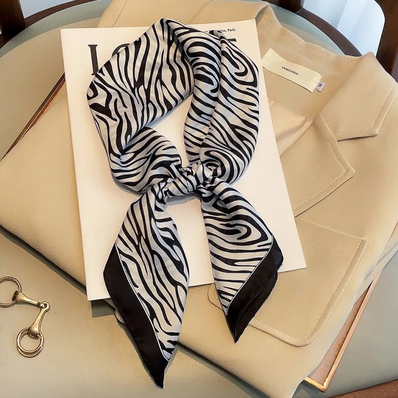 Luxury Silk Scarf - Chain Print Thin Neck Scarf for Women 70x70cm