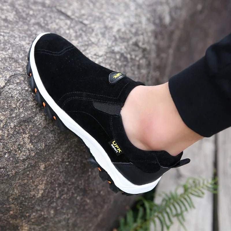 New Casual Shoes Men Sneakers Outdoor Walking Shoes Loafers Autumn Slip On Suede Leather Male Footwear Plus Size 48 49 50 MSH004