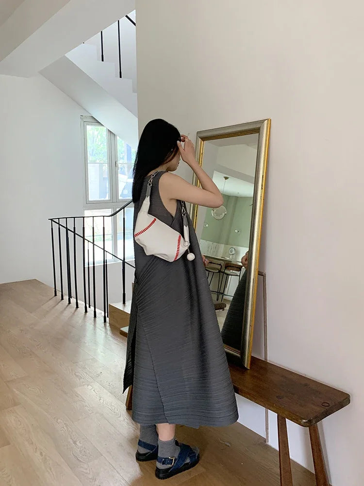 Pleated Women's Dresses | Plus Size Knee Length Dress With Natural Waistline And Folded Fabric
