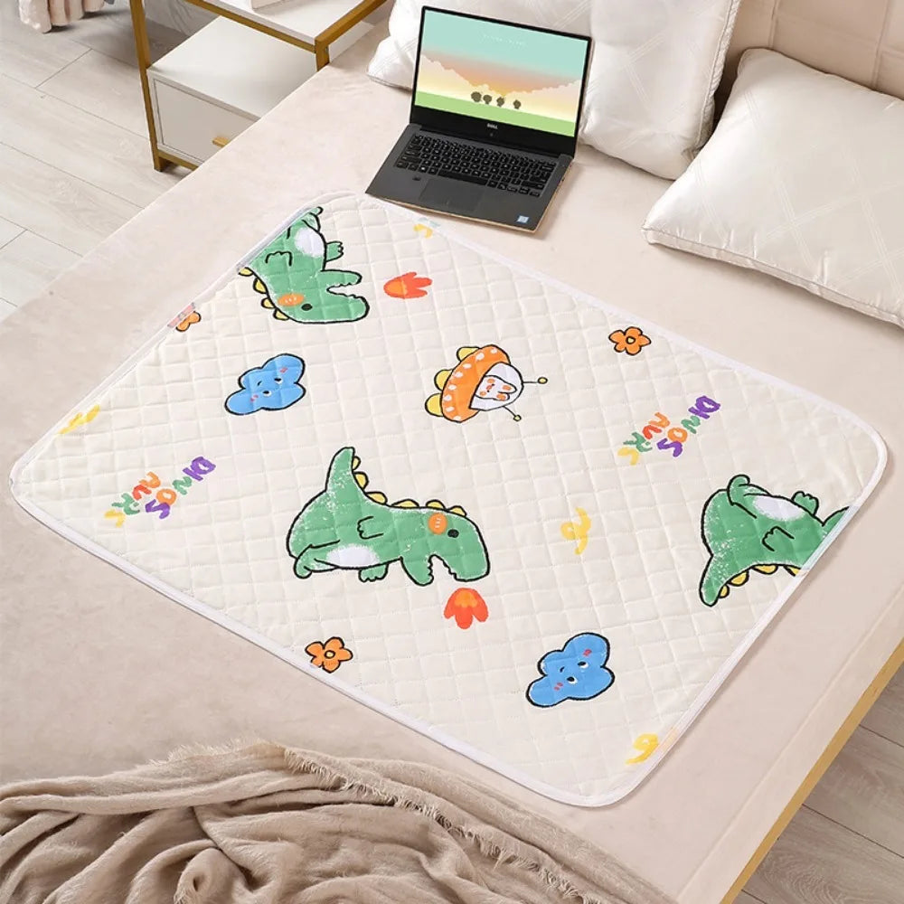 Waterproof Washable Mattress Urine Mat for Baby Toddlers Cute Cartoon Bed Protector Diaper Bedding Urine Pads Cloth Breathable