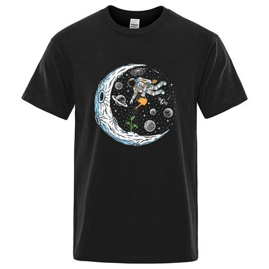 Summer Men T-shirt Cotton Blend Casual Funny Astronaut Design Print Loose O-neck T Shirt for Men Short Sleeve Male T-shirt Tees