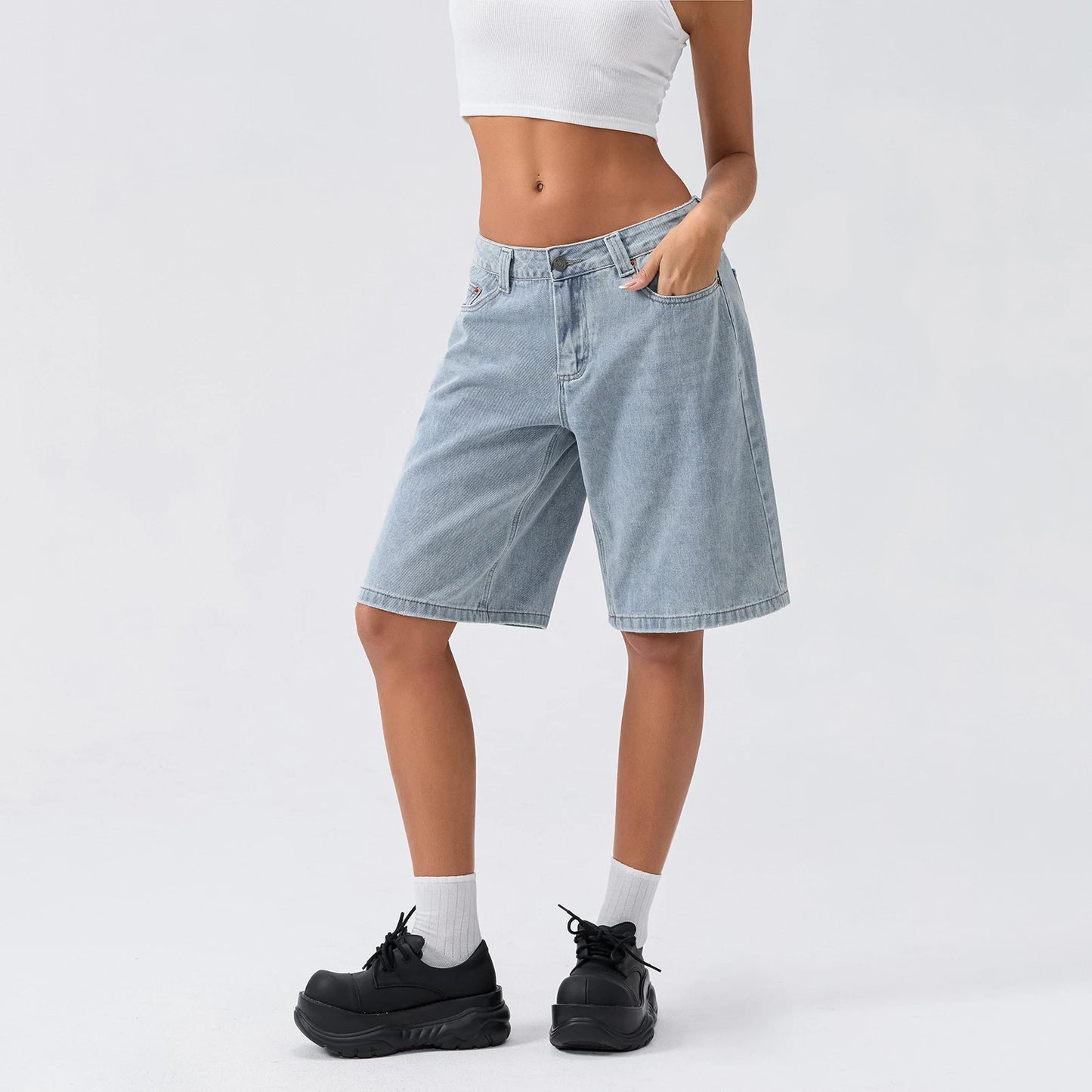New Fashion Womens Knee Length Denim Shorts Loose Solid Color Low Rise Wide Leg Long Shorts With Pockets For Summer S-2XL