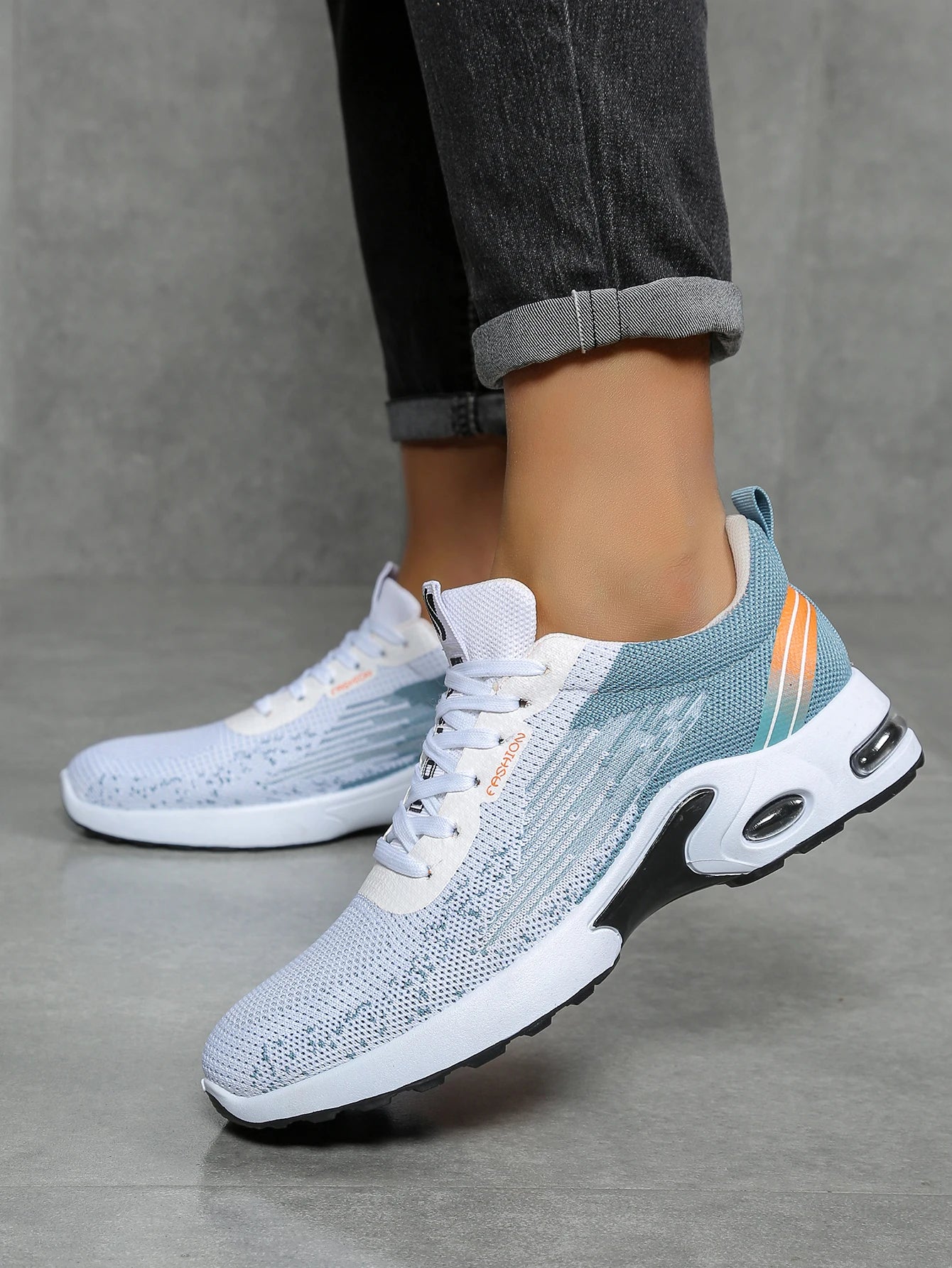 ZOOMNSTORE