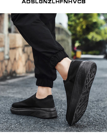 Outdoor Super Light Men Sneakers Fashion Breathable Running Sport Shoes Quality Slip-on Unisex Athletic Footwear 2022 Hot Sale