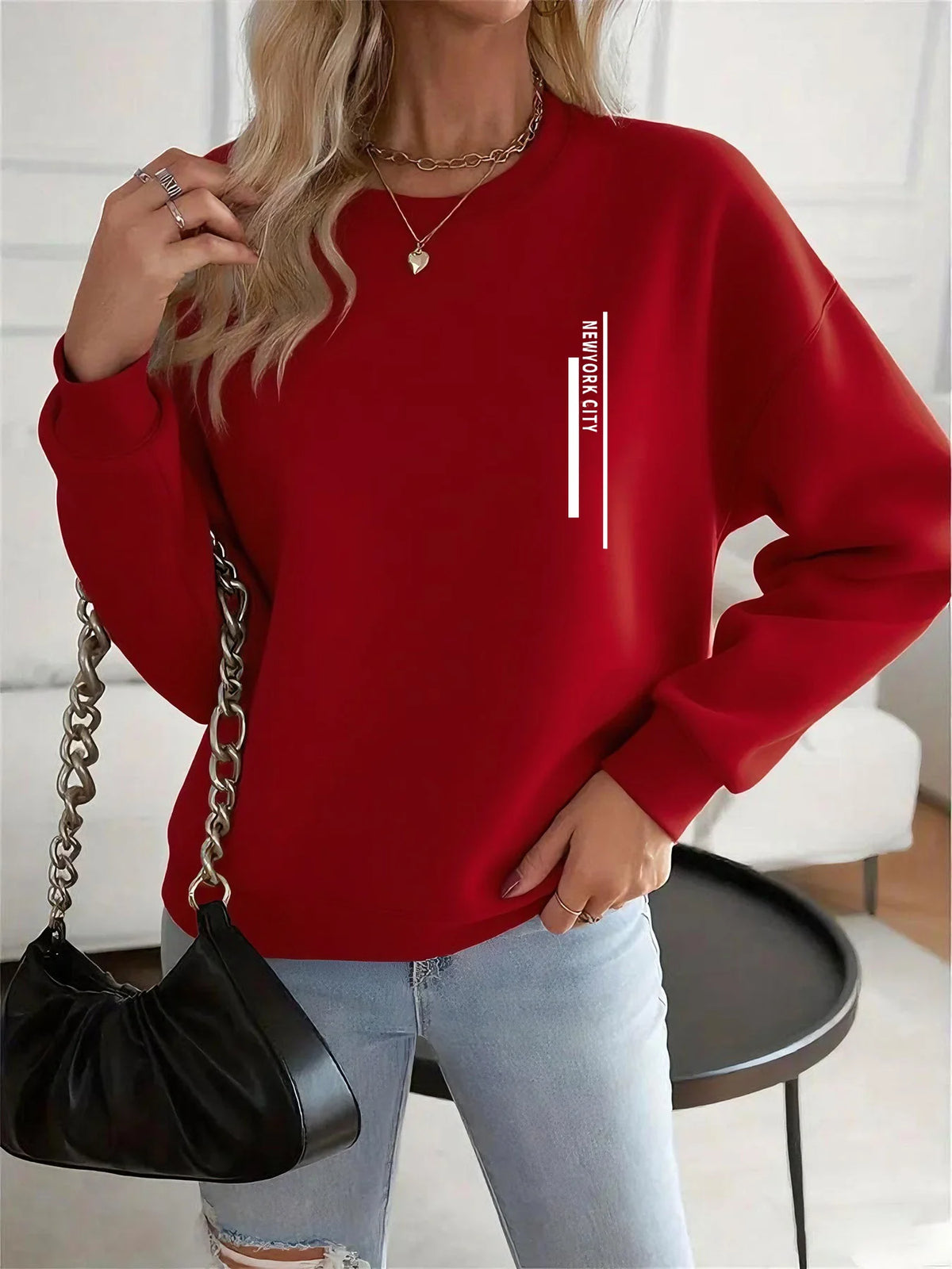 Women's Casual Heart Print Pullover Sweatshirt Geometric Design Long Sleeve Round Neck Machine Washable Regular Fit for Autum