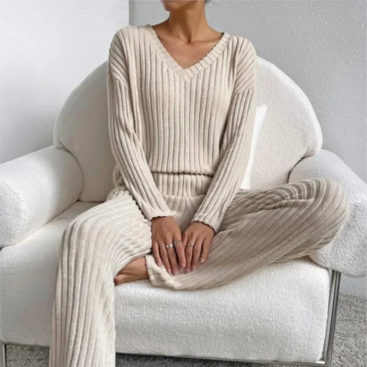 Tuoyi Women's Casual V-Neck Women's Knitted Suit Top And Straight Pants Solid Color Sweater Two-Piece Set Home Suit For Women