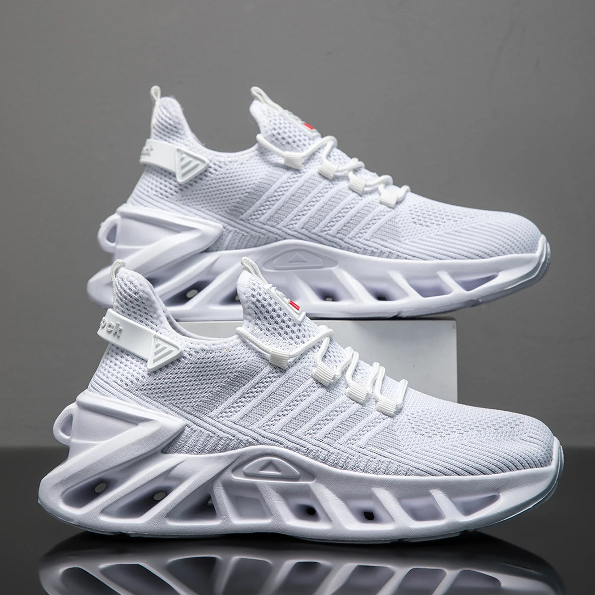 Men's Fashion Versatile Comfortable Lace-up Sports Casual Shoes, Mesh Shoes, Simple Striped All-Season Thick-Soled Trendy Sports