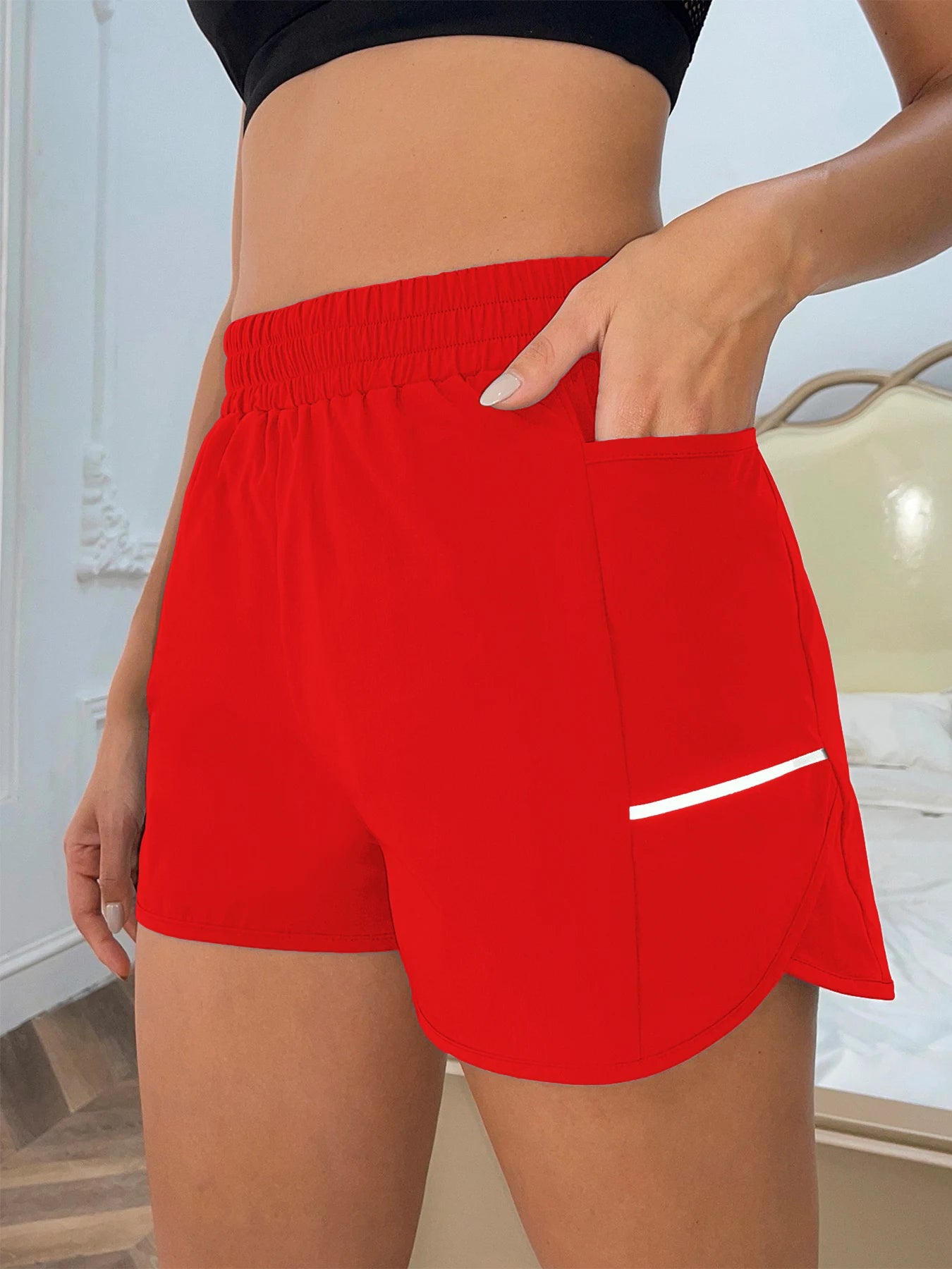 Women's Sports Shorts – Elastic Waist with Phone Pocket & Reflective Strips
