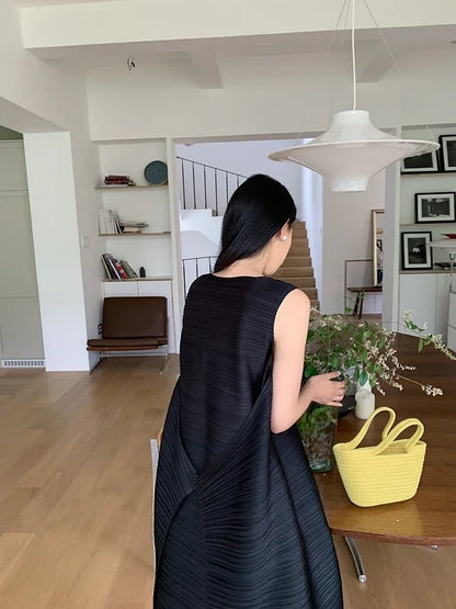 Pleated Women's Dresses | Plus Size Knee Length Dress With Natural Waistline And Folded Fabric