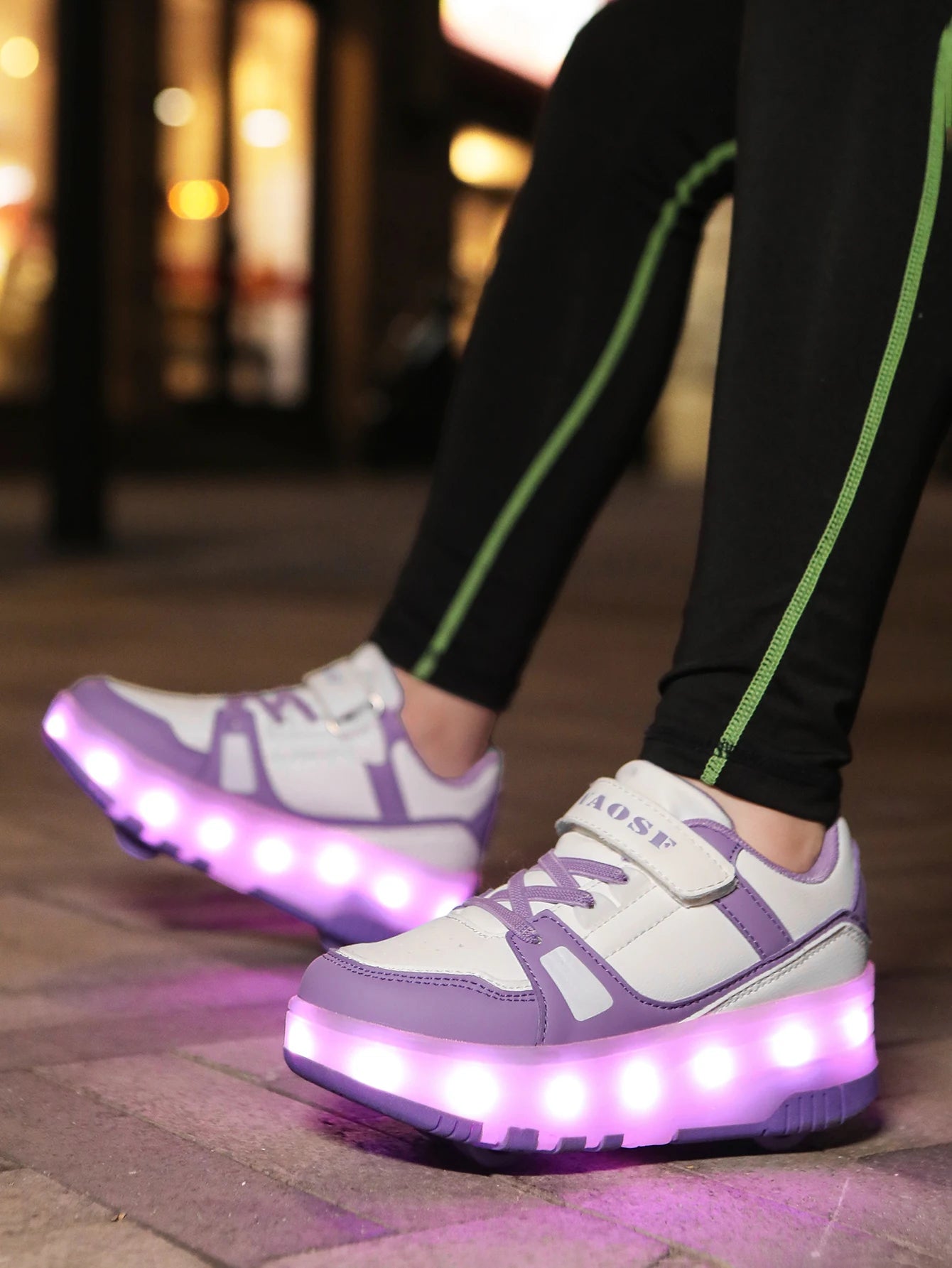Popular and fashionable children's upgraded version of walking shoes, automatic bouncing wheel sports shoes