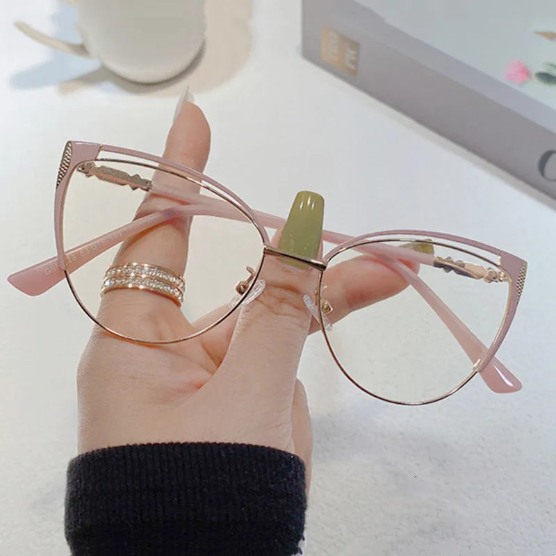 Photochromic Reading Glasses – Retro Cat Eye Frames With Blue Light Protection