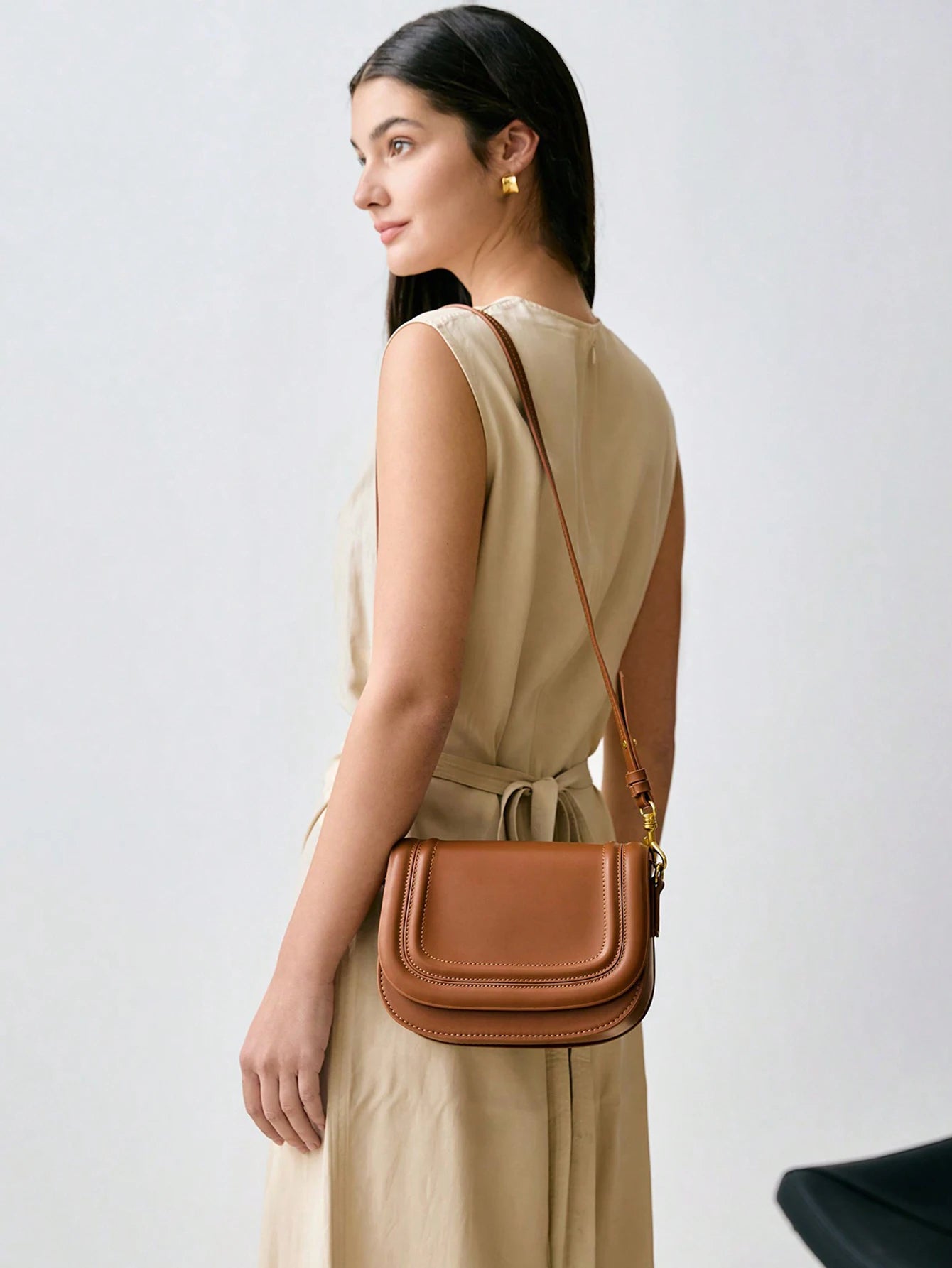Women Shoulder Bag With Wide Strap - Lightweight PU Tote Handbag For Everyday Carry