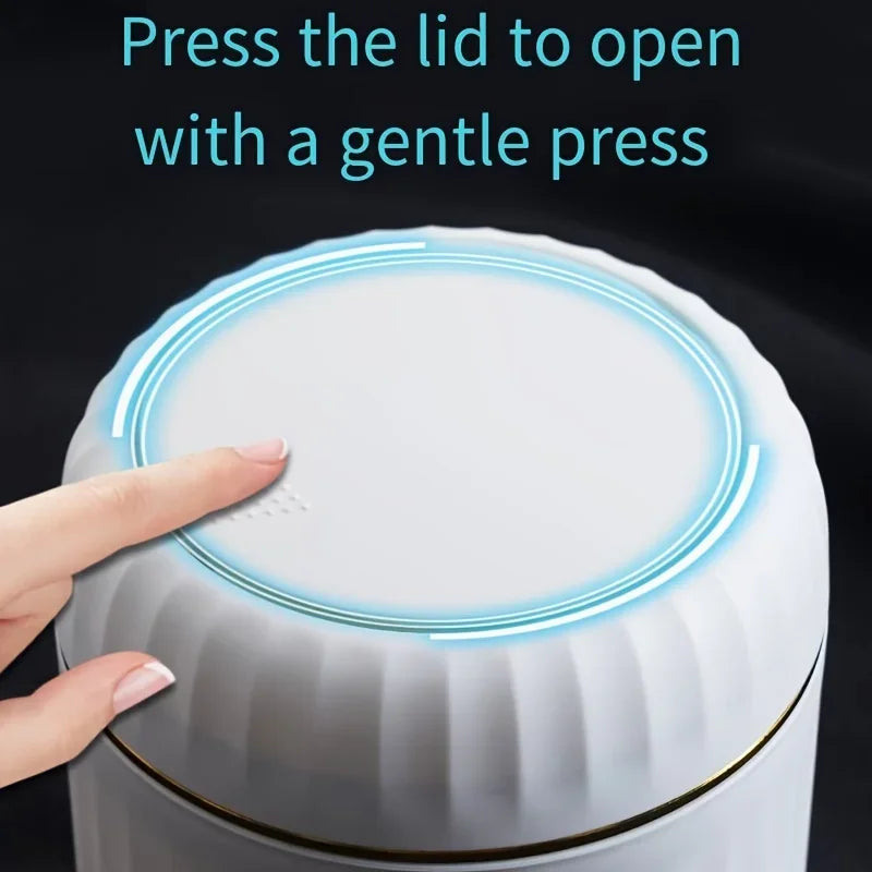 Mini Desktop Trash Can with Lid - Odor-Resistant Plastic Garbage Bin for Office  Home