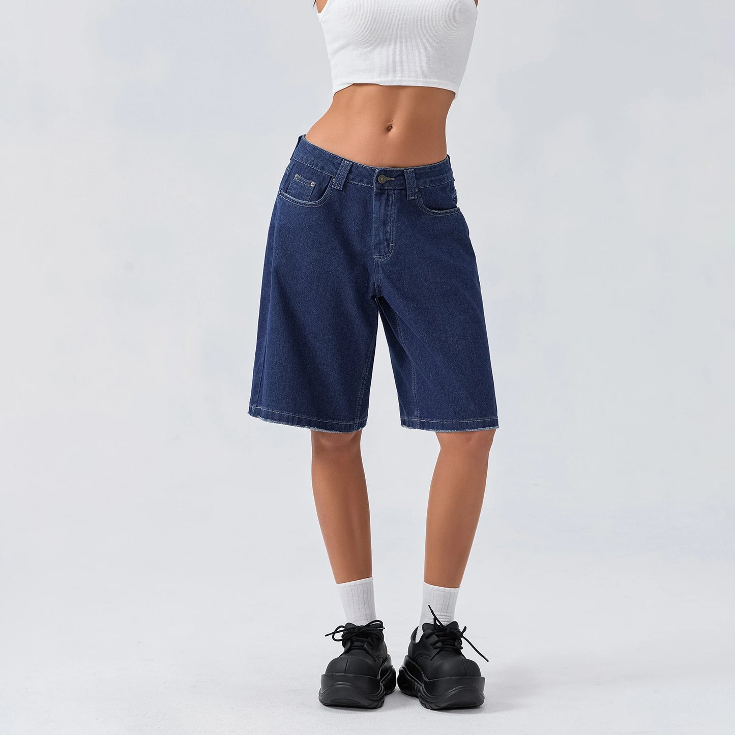 New Fashion Womens Knee Length Denim Shorts Loose Solid Color Low Rise Wide Leg Long Shorts With Pockets For Summer S-2XL