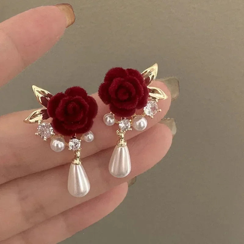 New Wine Red Velvet Rose Pearl Earrings for Women Vintage Red Rose Elegant High-end Studs Earrings Jewelry Accessories Gifts