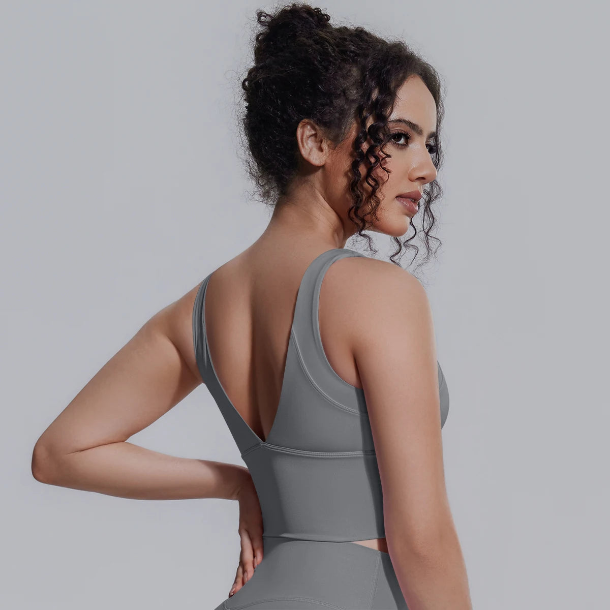New Backless Yoga Vest for Woman Yoga Underwear with Chest Pad Summer Breathable Workout Top Running Shockproof Sports Bra