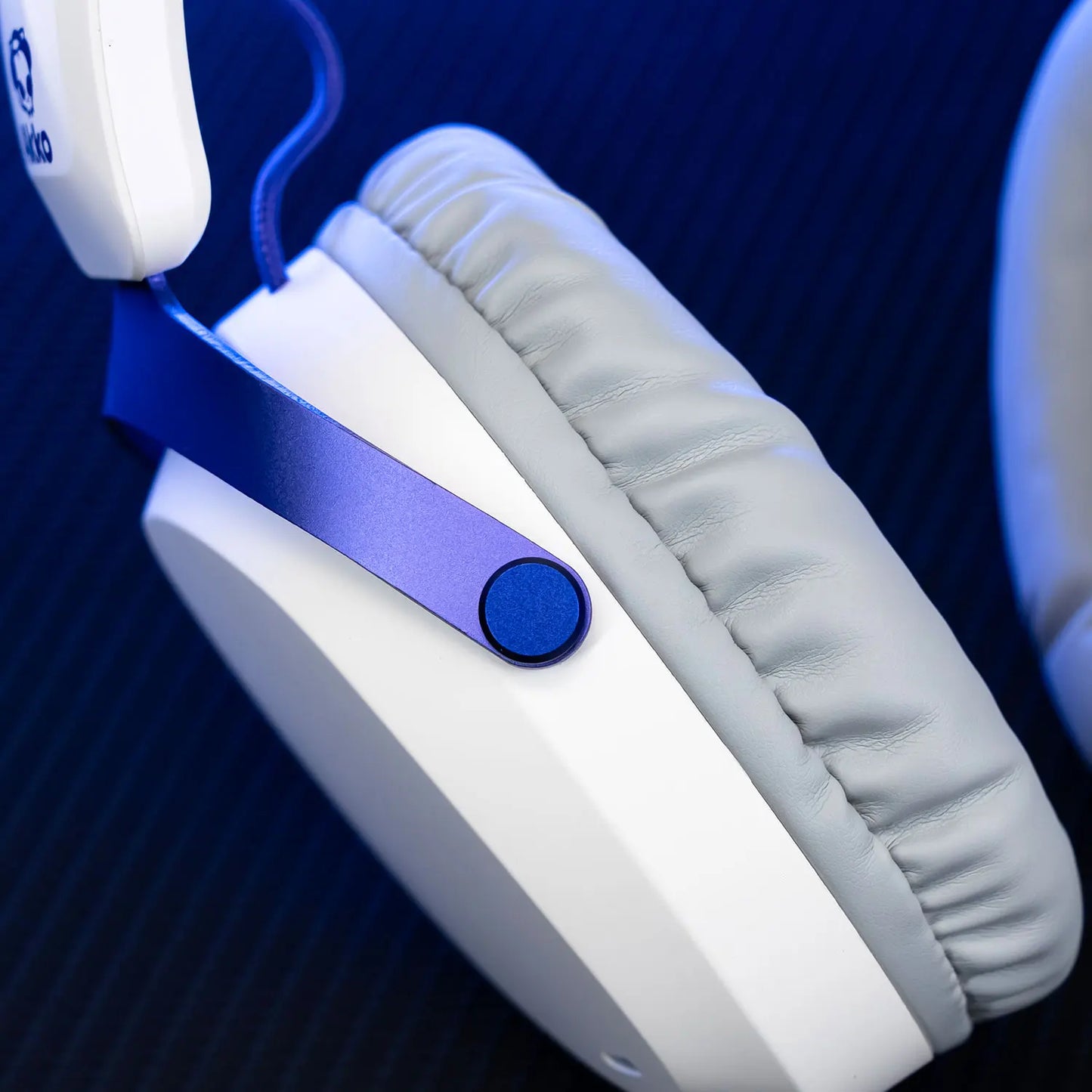 Akko GH300 Gaming Wireless Headphone with Mic Over-Ear Headset 7.1 Virtual Surround Sound Quad-Mode Head-mounted for Music Game