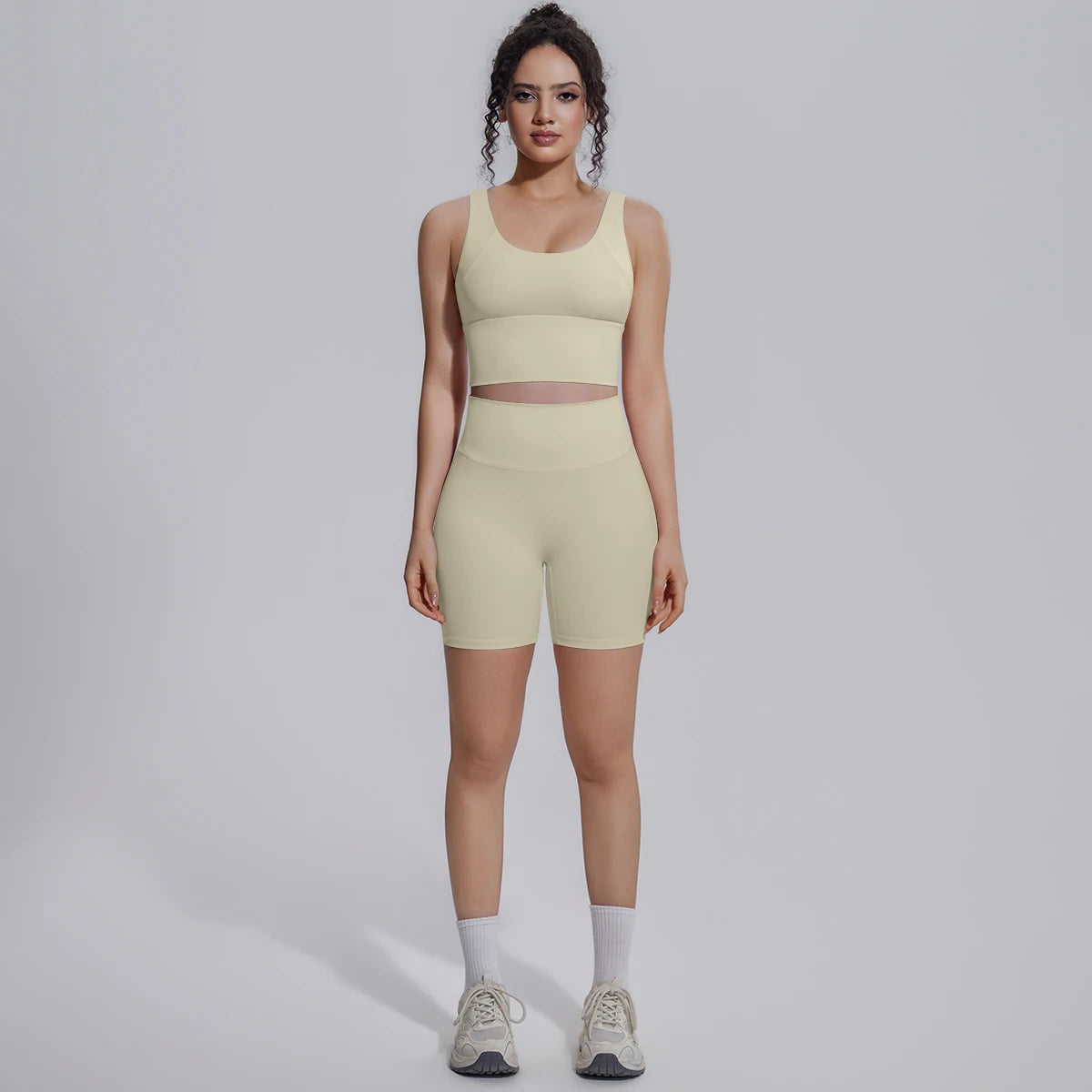Solid Color Summer Yoga Set Woman's Sexy Backless Yoga Underwear with Chest Pad Quick-Dry Hip Push Up Fitness Shorts Sportswear