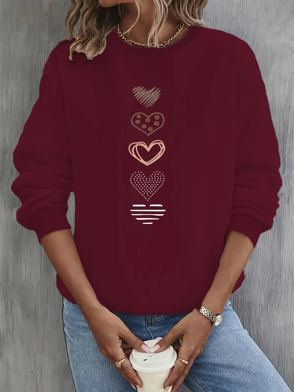 Women's Casual Heart Print Pullover Sweatshirt Geometric Design Long Sleeve Round Neck Machine Washable Regular Fit for Autum
