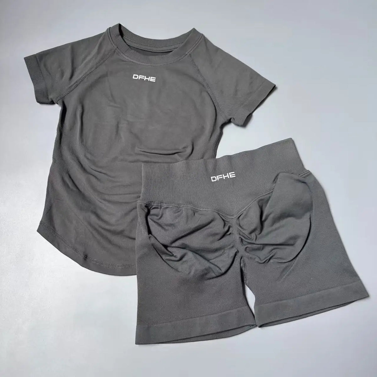 DFHE 2 Piece Athletic Tracksuit, Seamless Short Sleeve Yoga Wear, High Stretch Running Shorts, Gym Training Outfit