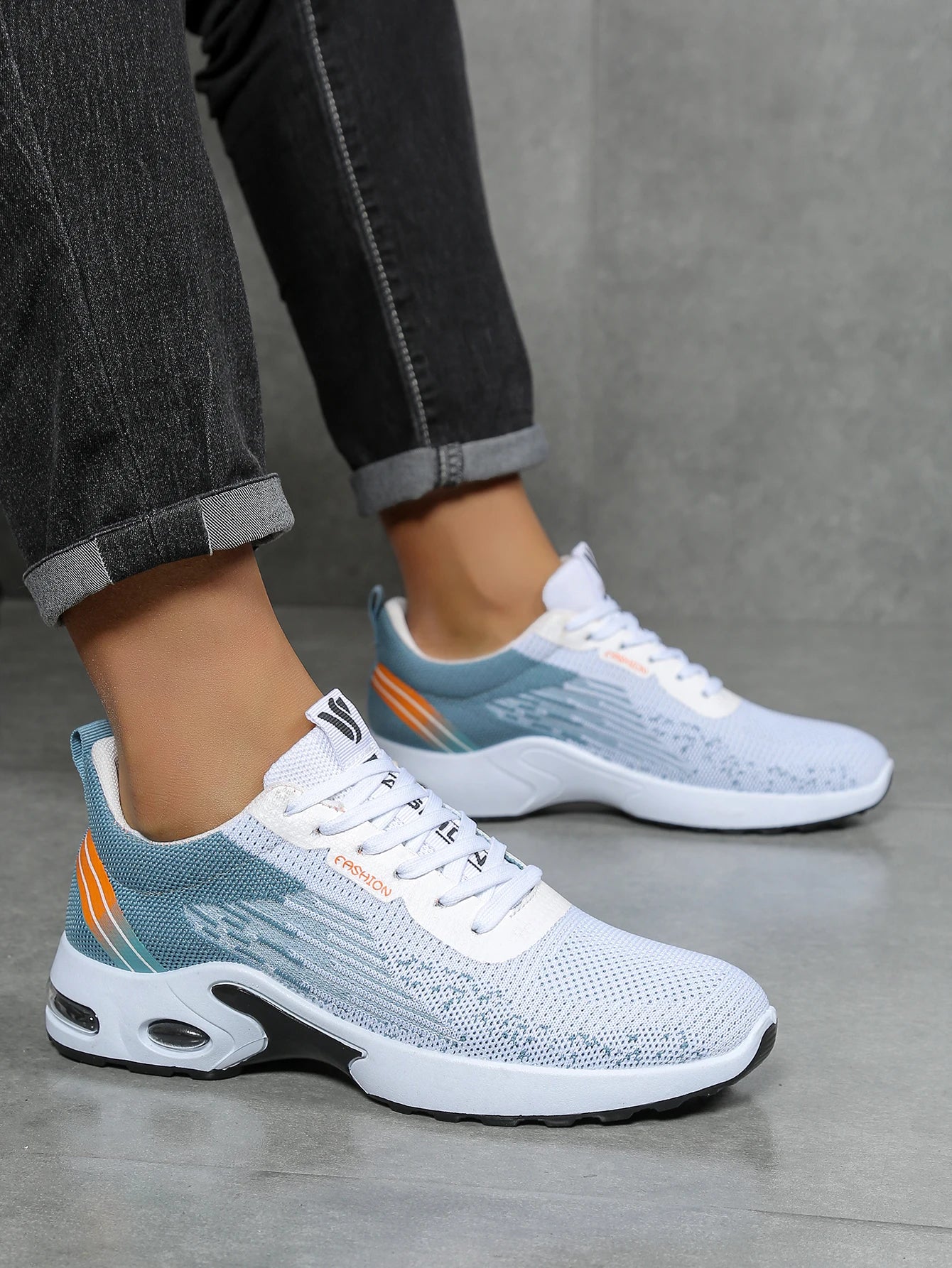 ZOOMNSTORE