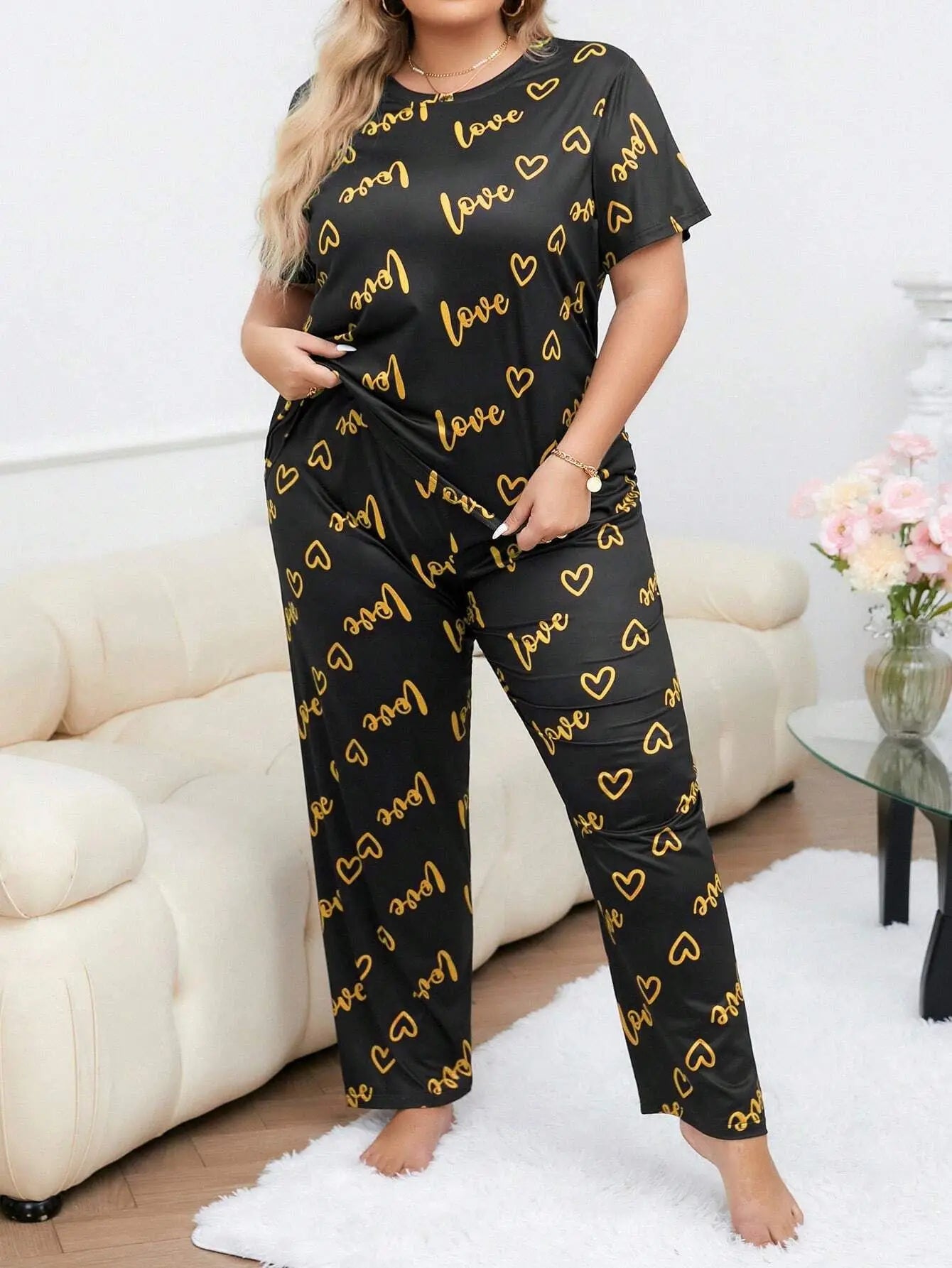 Women's Plus Size Sleepwear Heart Letters Print Pajama Set Casual Short-Sleeve Top and Pants Comfortable Relaxed Fit Loungewear