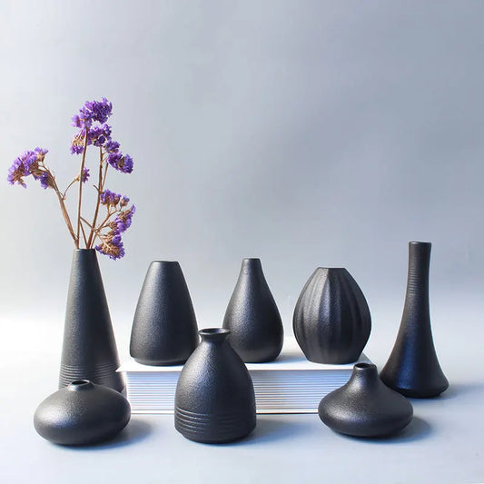 Black Ceramic Small Vase - Simple Japanese Home Decoration