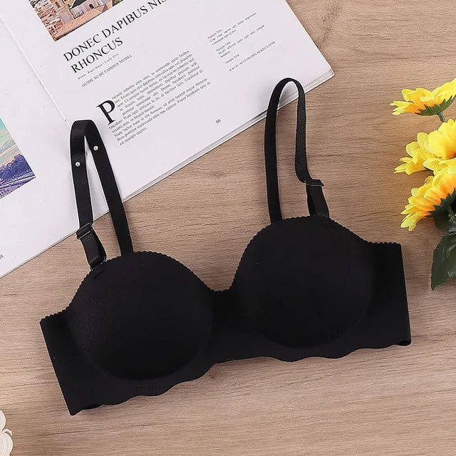 Seamless Women's Bra - Comfortable Wire Free One-Piece Bra With Detachable Straps