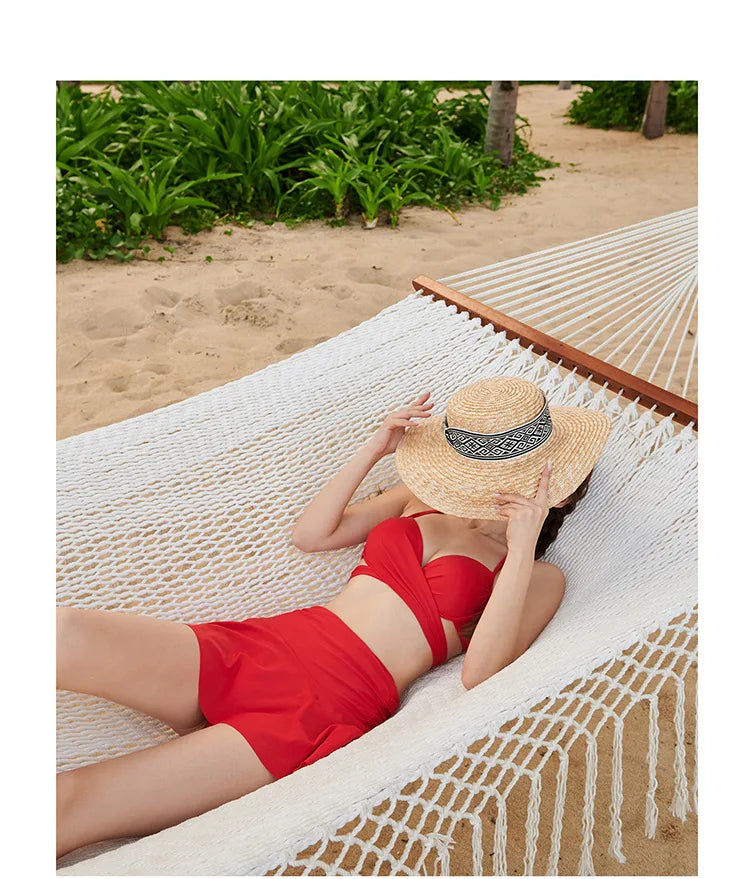 New Three Piece Minimalist and Fashionable Bikini with Small Chest and Split Swimsuit for Women's Hot Spring Vacation Swimsuit