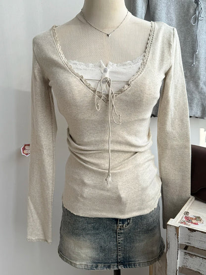 Beige Lace Trim Long Sleeve Tees Women Autumn New Streetwear Cotton Slim Sexy V-neck Lace-up Tops Sweet Simple Chic T-shirts Y2K