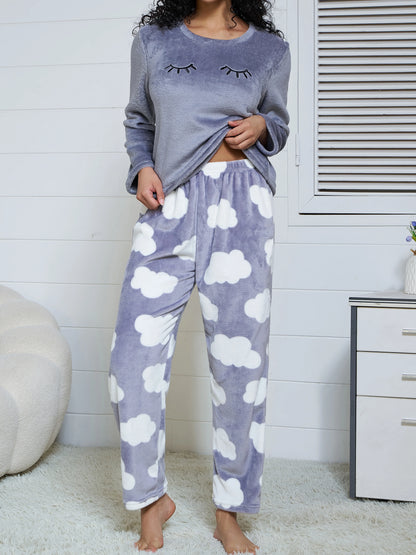 New fall/winter flannel long-sleeved pants and jacket warm set with cloud pattern pajama set soft and comfortable home wear