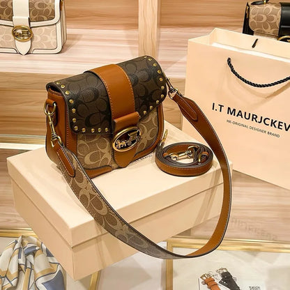 Minimalist Small Handbag - Fashionable Crossbody Bag for Women