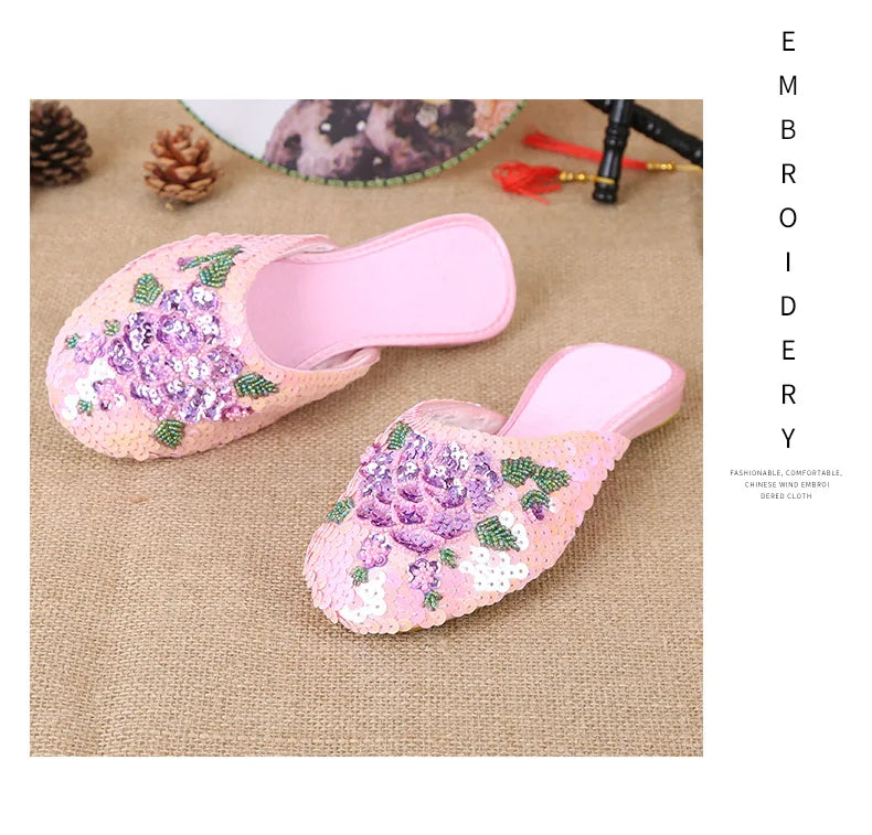 36-40 Women Slippers Sequin Embroider Shoes Summer Silk Fabric Flats Flower Closed Toe Soft Sole Non-slip Chinese Style Footwear