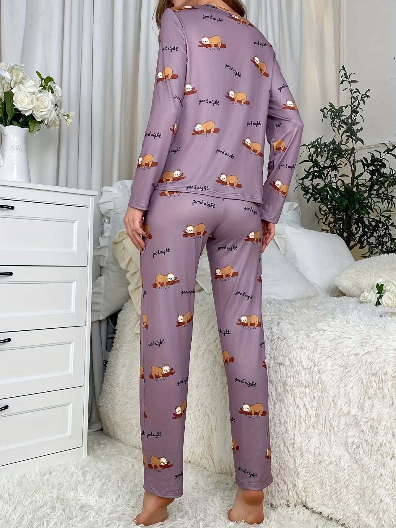 Women's new style casual pajamas set cartoon long sleeves and pants two sets of cute home wear