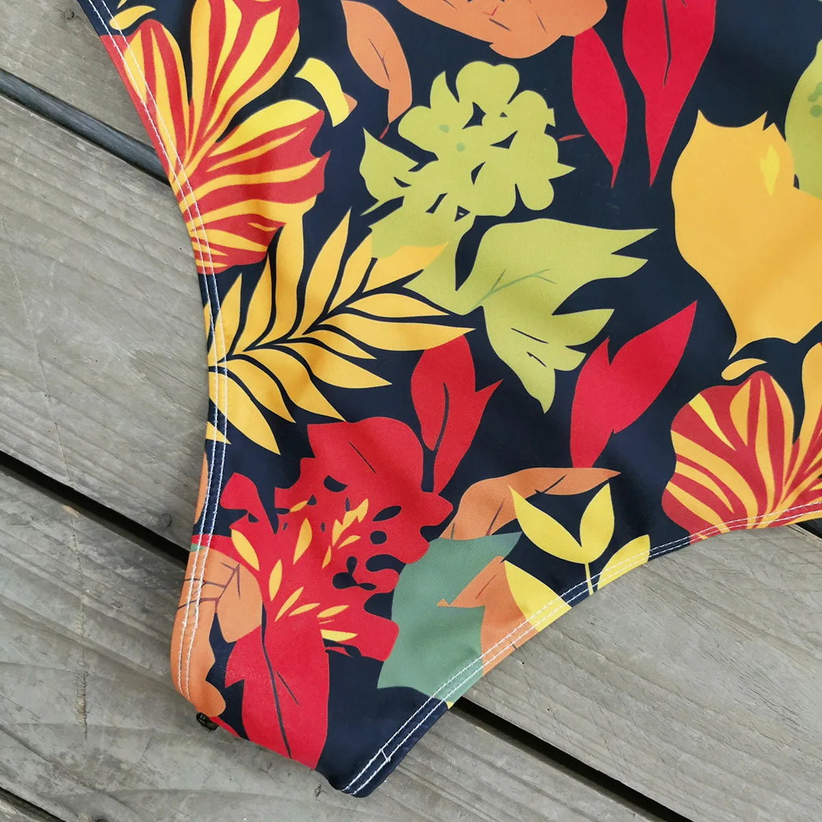 2026 New Printed One-piece Swimsuit Classic Printed Lace Up Swimsuit Women's Push Up Flower One-piece Suit Beach Wear For Female