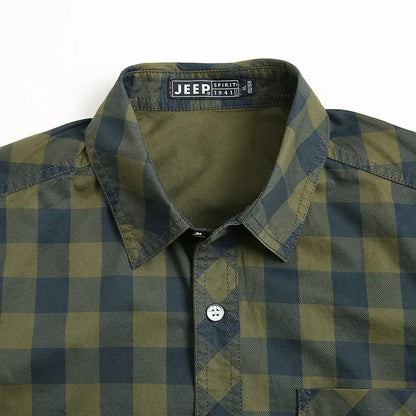 New Summer Men Plaid Short Sleeved Shirts New Fashion Man Outdoor Casual Cargo Shirts Good Quality Male Cotton Shirts Size 5XL