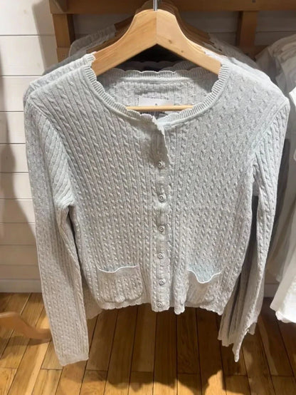 Pockets Twist Flower Knitted Sweater Cardigan O-Neck Single Breasted Long Sleeve Slim Sweaters Vintage Streetwear Gray Crop Tops