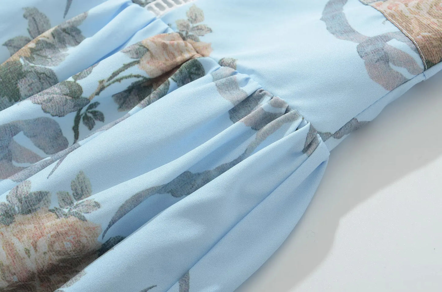 YENKYE Lace Trim Floral Print Sexy Sling Dress Women Elegant A-line Midi Summer Vacation Party Dresses New 2026 Clothes