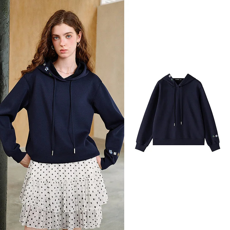 TOYOUTH Women's Mini Floral Embroidered Hoodie 2026 Fall New Arrival Youthful Cozy Relaxed Fit Slouchy Pullover Top