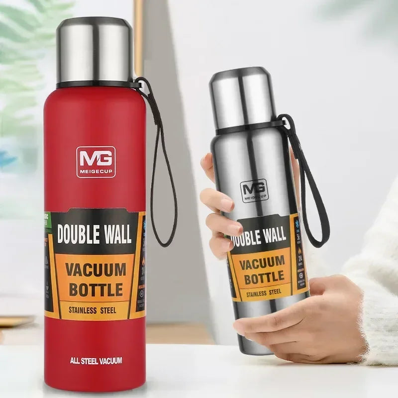Portable Stainless Steel Thermos Large Capacity Vacuum Flask Insulated Tumbler with Rope Thermo Bottle 500/700/1000/1500ml