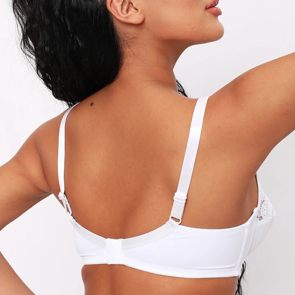 Plus Size Lace Bra - Women's Underwire Floral Lace Brassiere with Adjustable Straps
