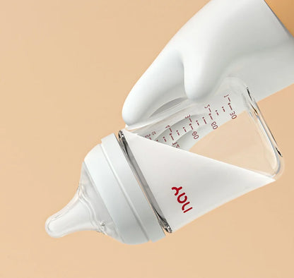 Newborns' wide caliber anti choking glass milk bottle 0-3 months bottle straight body newborn baby bottle