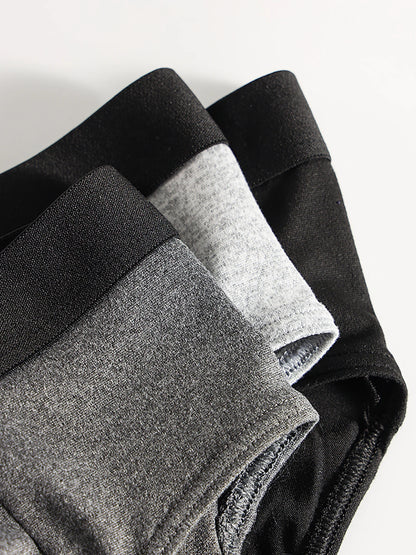 4-piece men's triangle underwear, simple and comfortable for daily use. Four-color underwear set, all-season men's underwear