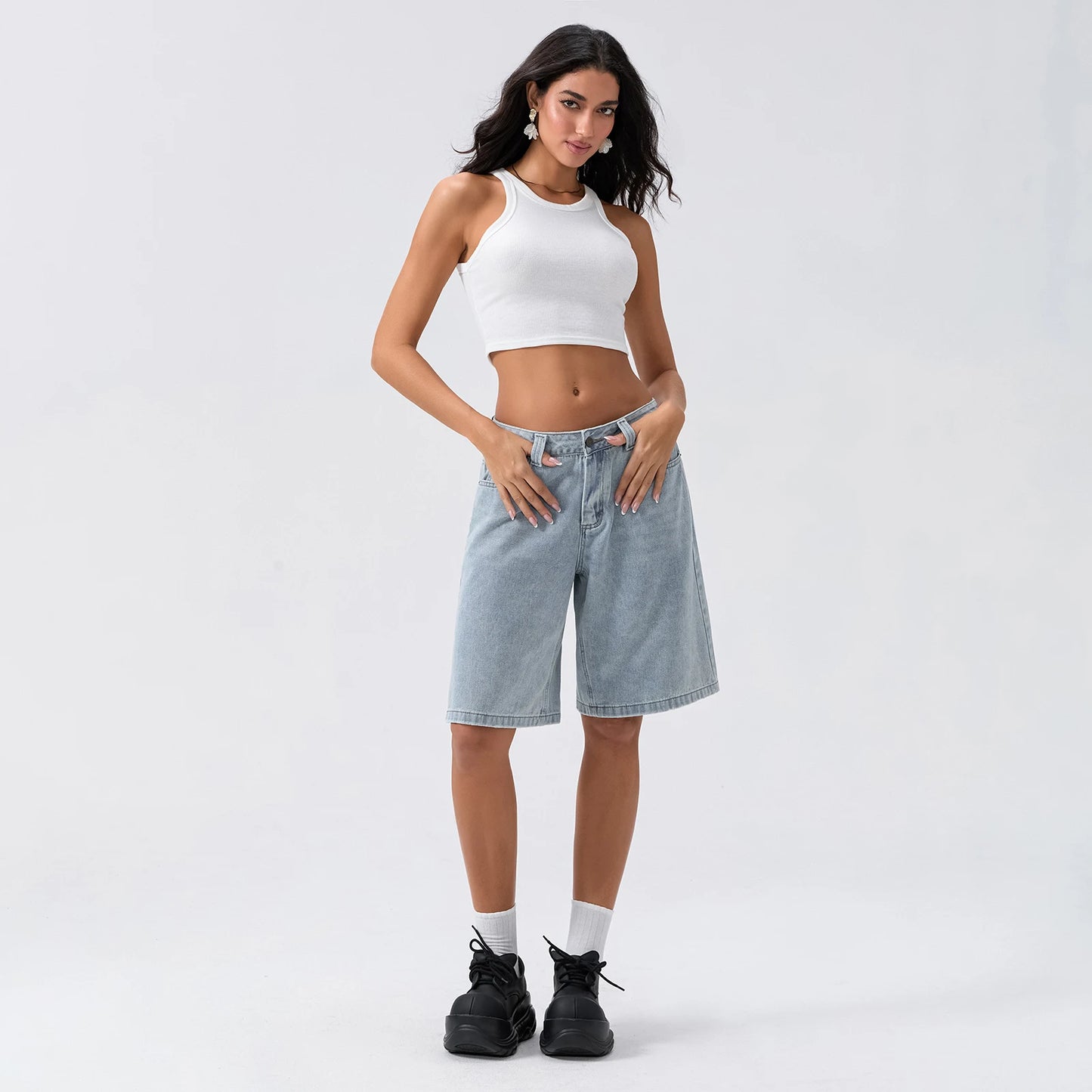 New Fashion Womens Knee Length Denim Shorts Loose Solid Color Low Rise Wide Leg Long Shorts With Pockets For Summer S-2XL