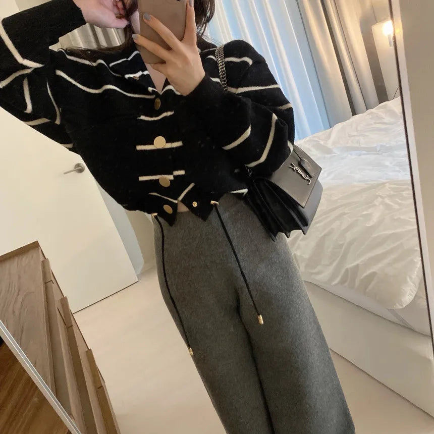 Loose Women's Knitted Cardigan Coat with Big Pockets Striped Splicing Drawstring Hem Single Buttoned Open Front Sweater