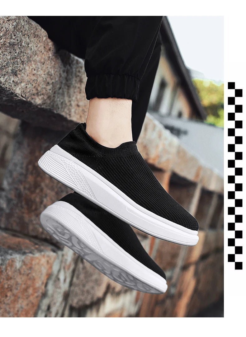 Outdoor Super Light Men Sneakers Fashion Breathable Running Sport Shoes Quality Slip-on Unisex Athletic Footwear 2022 Hot Sale