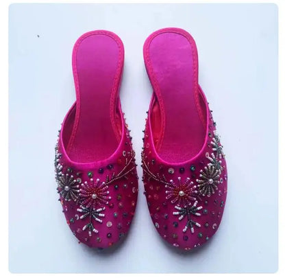 36-40 Women Slippers Sequin Embroider Shoes Summer Silk Fabric Flats Flower Closed Toe Soft Sole Non-slip Chinese Style Footwear