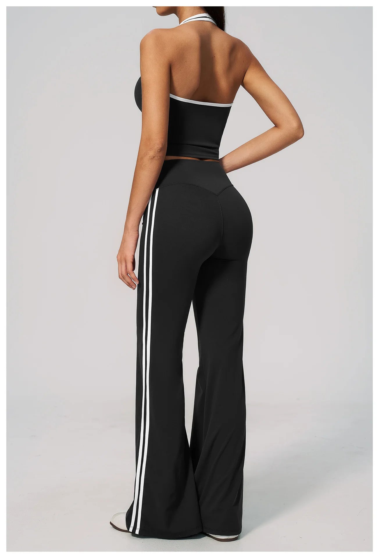 2 Pieces Workout Suit Women Yoga Outfits Athletic Wear Shockproof Halter Sports Bra High Waist Butt Lift Yoga Pants Fitness Suit