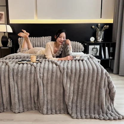 Artificial Rabbit Plush Blanket - Soft Coral Fleece Throw for Bed  Sofa